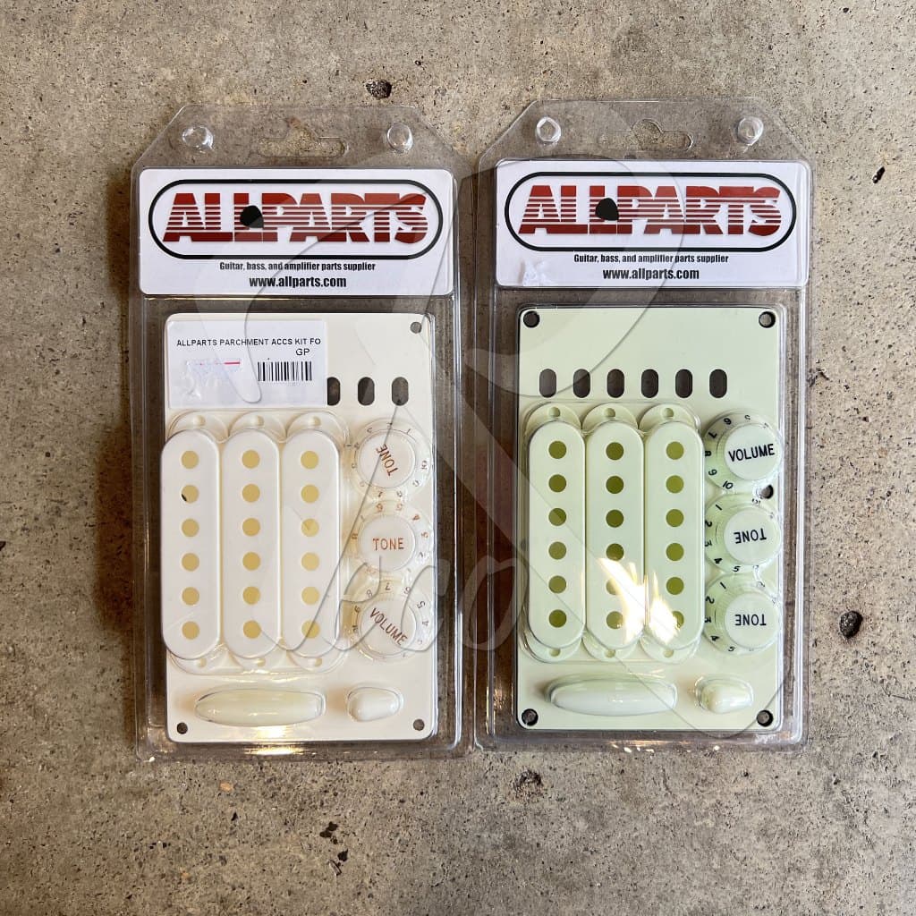 *Allparts PG-0549-024 Accessory Kit For Stratocaster - Reco Music Malaysia